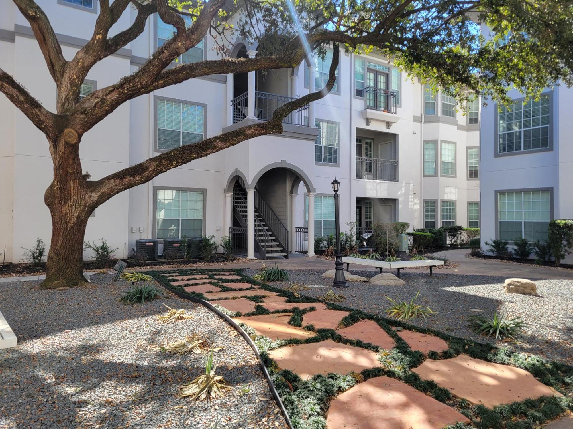 Best Of Both Worlds Houston River Oaks Galleria Exterior photo